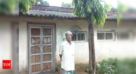 Ex-international hockey player depends on paddy farming to eke out a ...