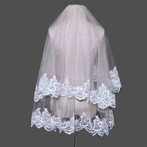 GownLink's Beautiful Cascade Long 3.5mtr Bridal Veil With Comb and Fro