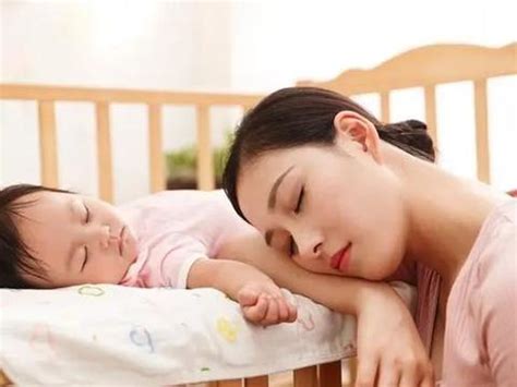 宝宝多睡觉有助长个，但是出现这3种情况，就不能继续睡了