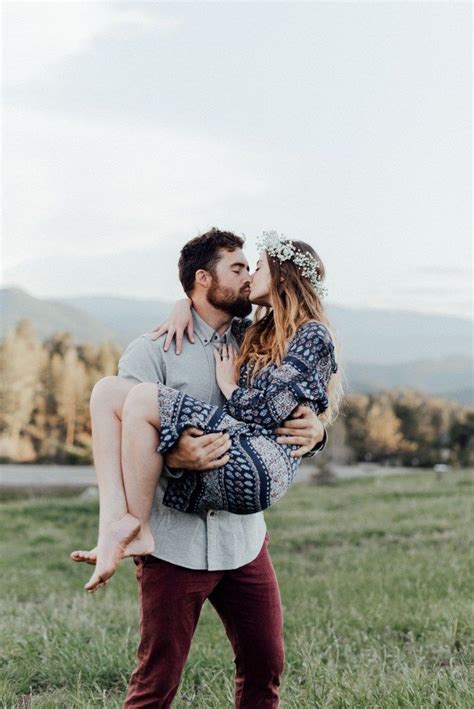 engagement photos photographer