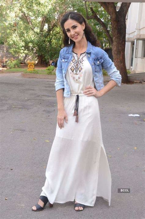 Farah Karimi Pics | Farah Karimi Photos | Farah Karimi Portfolio Pics ...