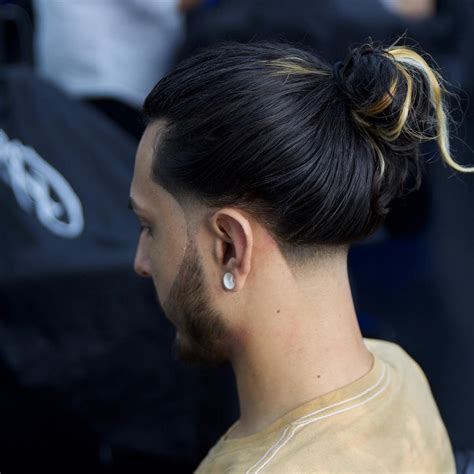 35 Inspirational Undercut Hairstyles For Men With Long Hair - Hood MWR