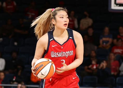 中国球员李梦入选WNBA本赛季最佳新秀阵容#李梦 - YouTube