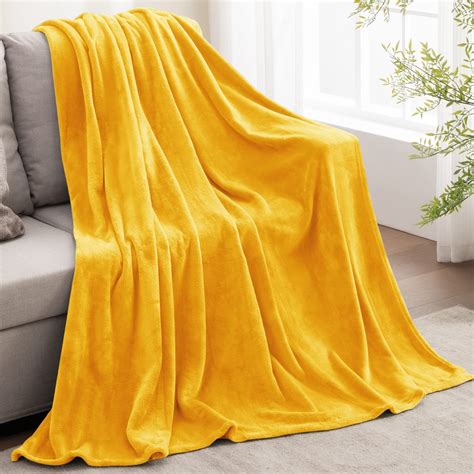 13 Best Yellow Throw Blanket for 2023 | CitizenSide