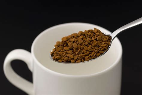 How to Make Delicious Instant Coffee Every Time | Levista Coffee