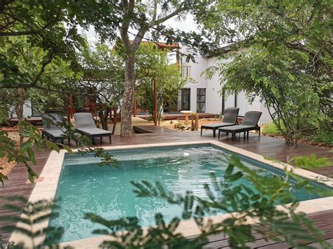 GEM IN THE BUSH LODGE (Hoedspruit) - B&B Reviews, Photos, Rate ...