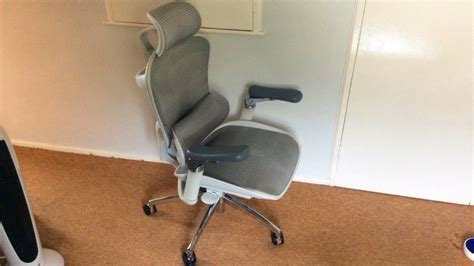 Sihoo Doro C300 Pro review - a seriously comfortable mesh office chair ...
