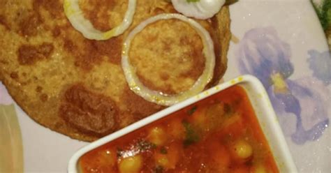 Puri chhole Recipe by Naman Nangru - Cookpad