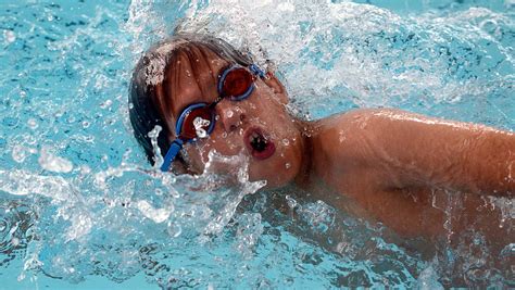 Gallatin Civic Center swim team falls in tri-meet