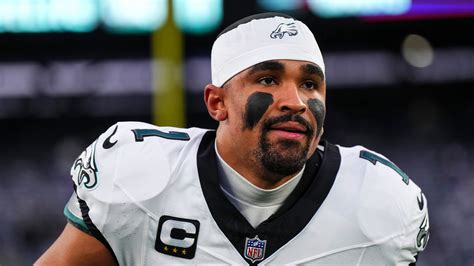 Jalen Hurts and AJ Brown injury updates with worrying latest on ...