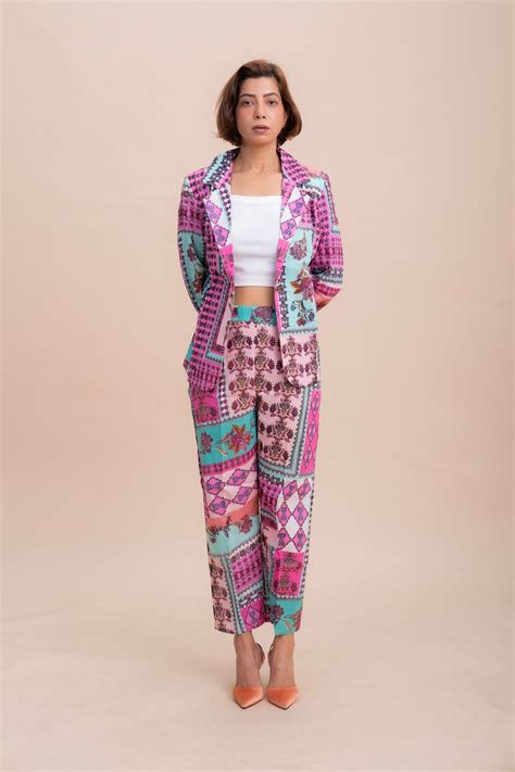 PINK LAPEL COLLAR JACKET / TROUSER – Bae Go Cray