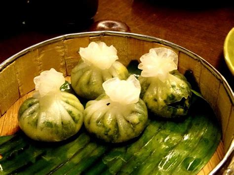 11 Crazy Facts About Momos That Are As Spicy As The Chutney You Eat ...