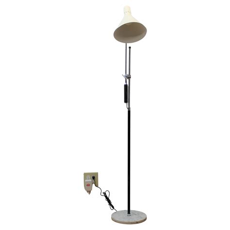 Mid-Century Modern Adjustable Floor Lamp For Sale at 1stDibs
