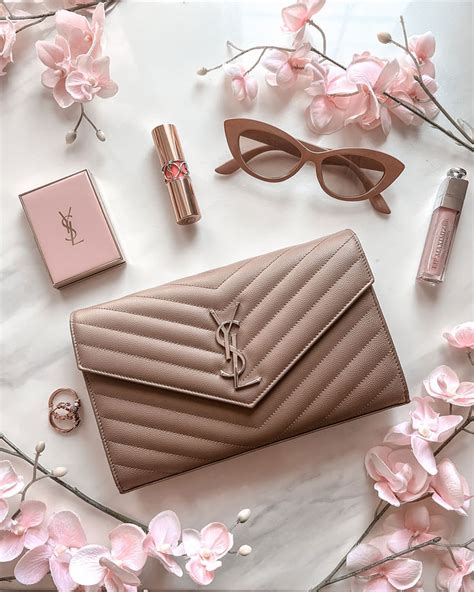 Small ysl on sale wallet on chain