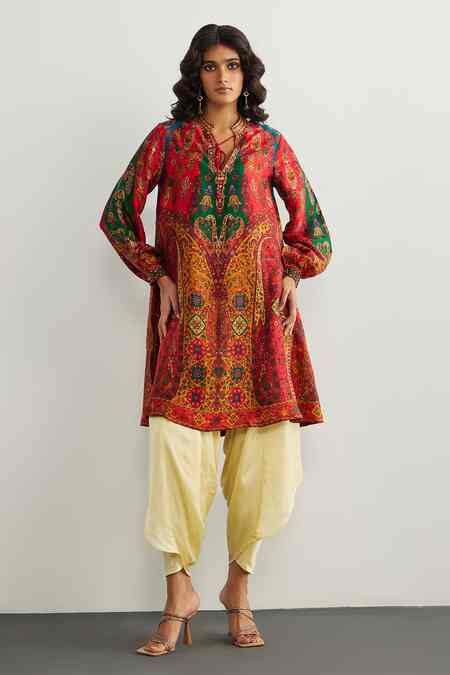 RI.Ritu Kumar | Designer Sarees, Gowns, Lehengas | Aza Fashions