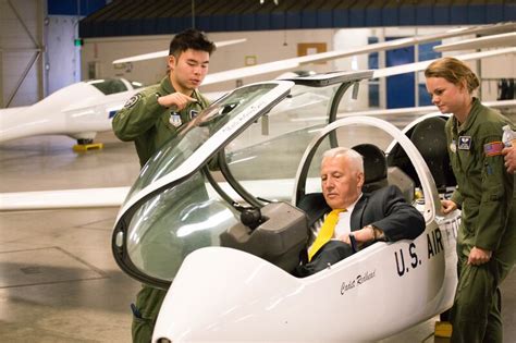 Latter-day Saint Air Force Academy grads given advice on how to stay on ...