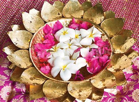 How To Use Flowers For A Festive Touch | Goodhomes.co.in