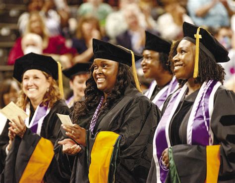 GSU Commencement 的图像结果