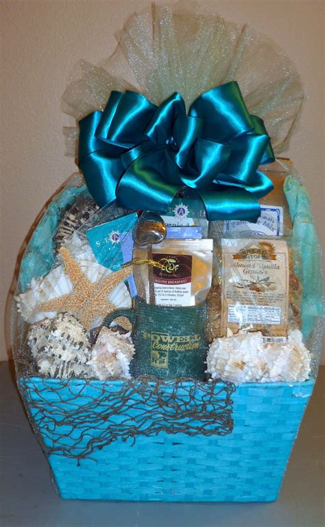 Ocean theme gift basket | Beach theme gifts, Themed gift baskets ...