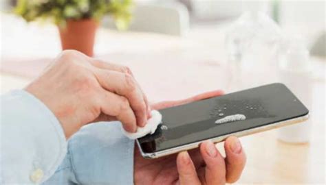 India Ranks Second Globally In Refurbished Smartphone Growth: Report