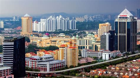 Petaling Jaya Travel Guide: Places To Explore, Stay, Eat & Things To Do