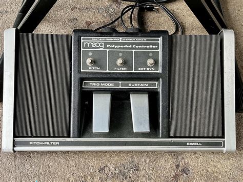 Moog Polymoog 的图像结果