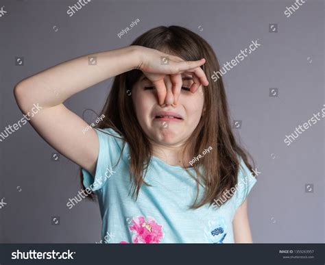 54 Little Girl Holding Her Nose Bad Smell Images, Stock Photos ...