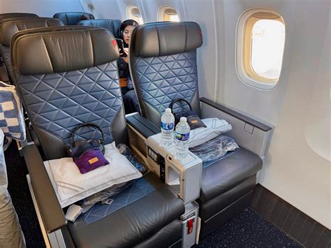 Delta Air Lines Boeing 767-300 Premium Select Review [SLC-HNL]