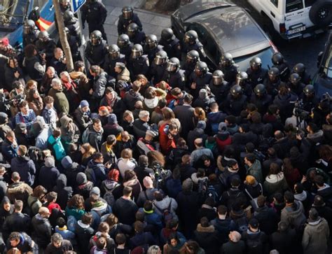 Deudas a medida de la banca y los fondos buitre: la solución del ...