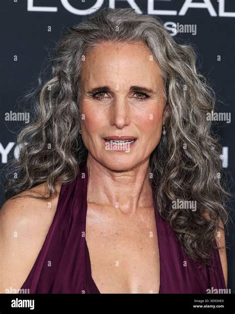 MUSEUM ROW, MIRACLE MILE, LOS ANGELES, CALIFORNIA, USA - DECEMBER 02 ...