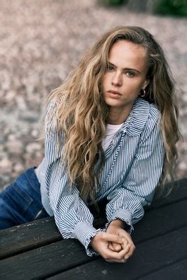 Frill-collared blouse - Blue/Striped - Ladies | H&M IN