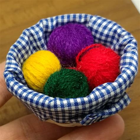Craft Using Woolen Thread 的图像结果