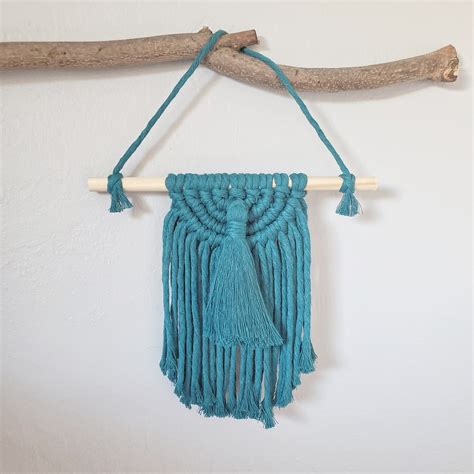 Macrame Tassel Tutorial 的图像结果