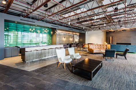 One North Dearborn — Architecture Photography | Commercial Real Estate ...