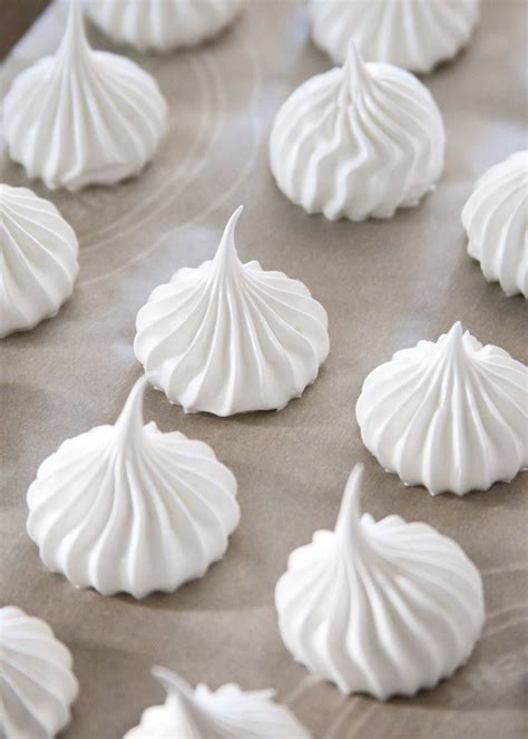 How To Make French Meringue | Recipe | Meringue, Meringue cookie recipe ...