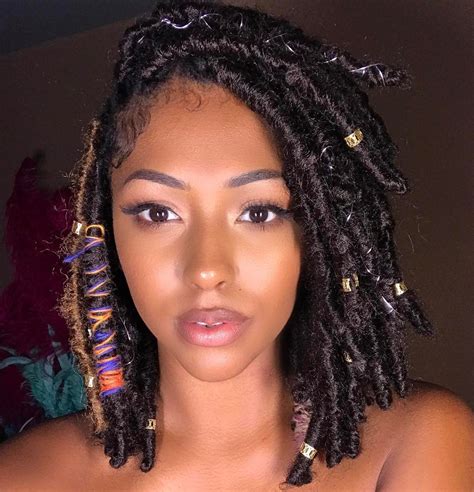 20 Cute and Creative Ideas for Short Faux Locs