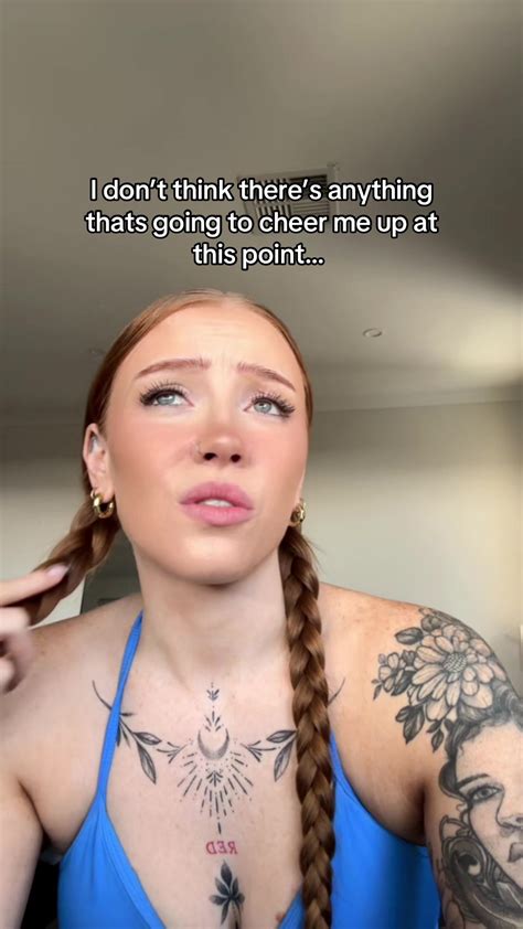 Little Miss Red (@little.missred) - Urlebird