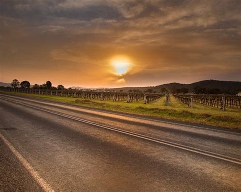 FARMERS QUARTERS (Mudgee) - Cottage Reviews, Photos, Rate Comparison ...