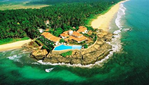 7 Most Amazing Beaches To Visit in Sri Lanka - lifeberrys.com