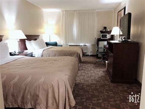 QUALITY INN I-70 AT WANAMAKER (Topeka) - Hotel Reviews, Photos, Rate ...