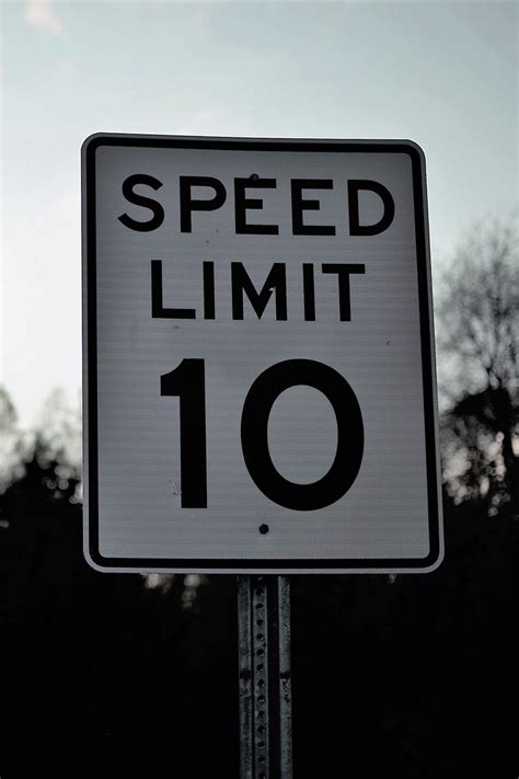 Download wallpaper 800x1200 pointer, sign, limit, speed iphone 4s/4 for ...