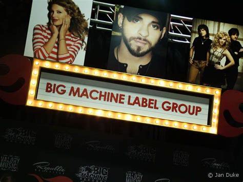 Big Machine Records Logo 的图像结果