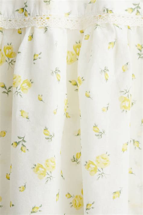 Lace-detail mini skirt - White/Floral - Ladies | H&M IN