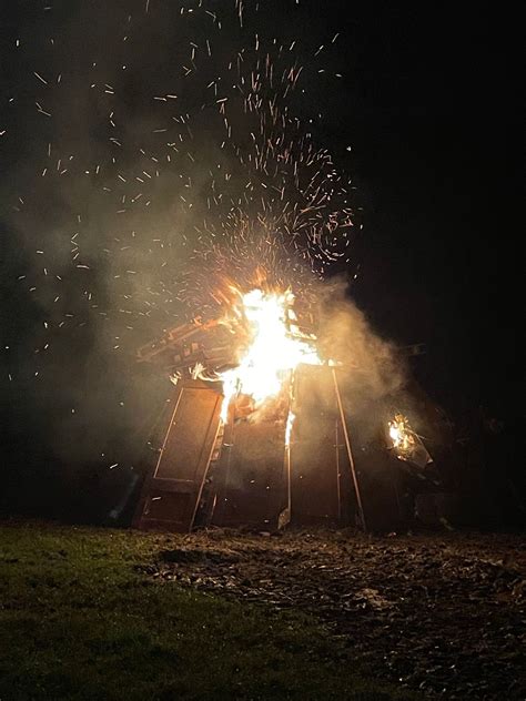 Silkstone Community Bonfire and Fireworks Display , Broad close farm ...