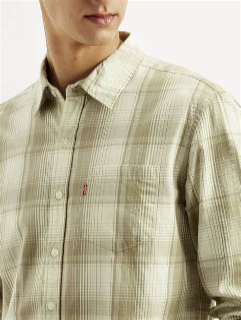 Men's Plaid Slim Fit Shirt – Levis India Store