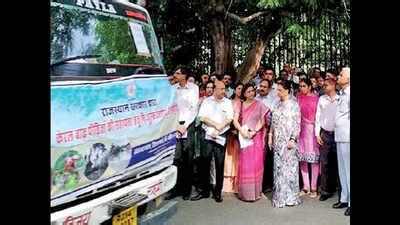 Government Sends Four Trucks Of Medicines: Rajasthan government sends ...