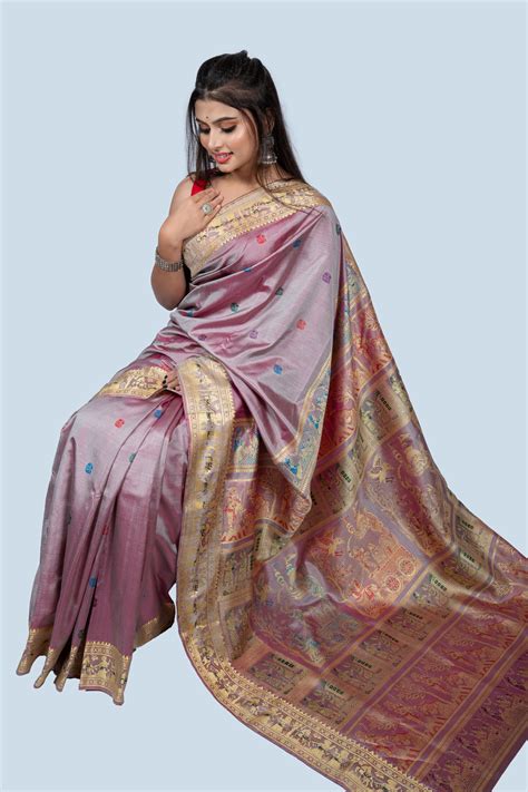 Light Mauve Golani Buti Baluchari Saree with Mythological Figures & Ex ...