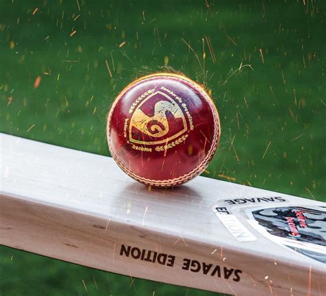 SG CLUB Heavy Cricket Balls (PACK OF 6) – TeamSG