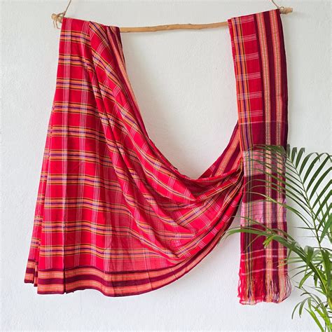 KUNBI-Pure Cotton Red And White Checks Kunbi Saree – Sanskruti