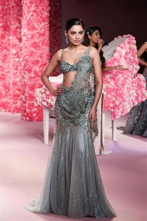 Dolly J - Michele Shimmer Lehenga Set - Elahe